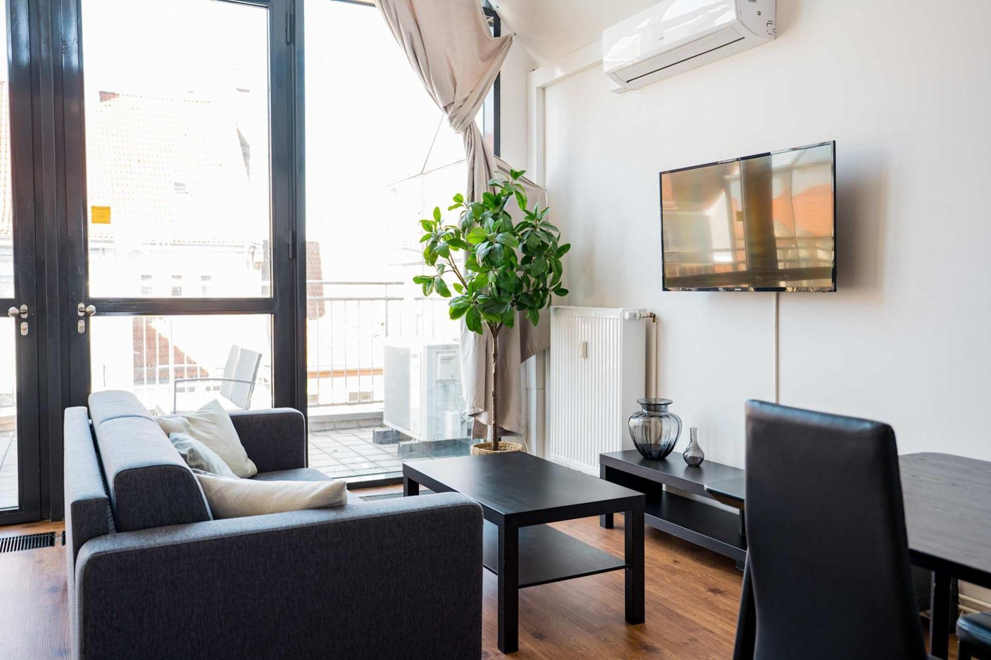 Апартаменты Fantastic Loft With Balcony Берлин Экстерьер фото
